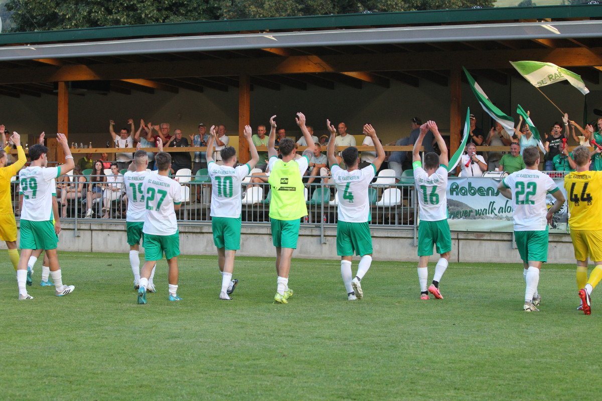Traumstart für die KM – Auftaktsieg gegen Oberndorf 🤍💚