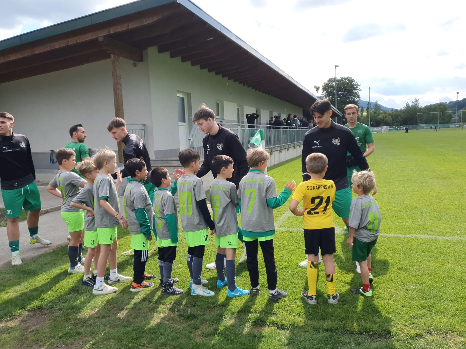 Enge Duelle &amp; ein unvergessliches Highlight für unsere Nachwuchsteams!